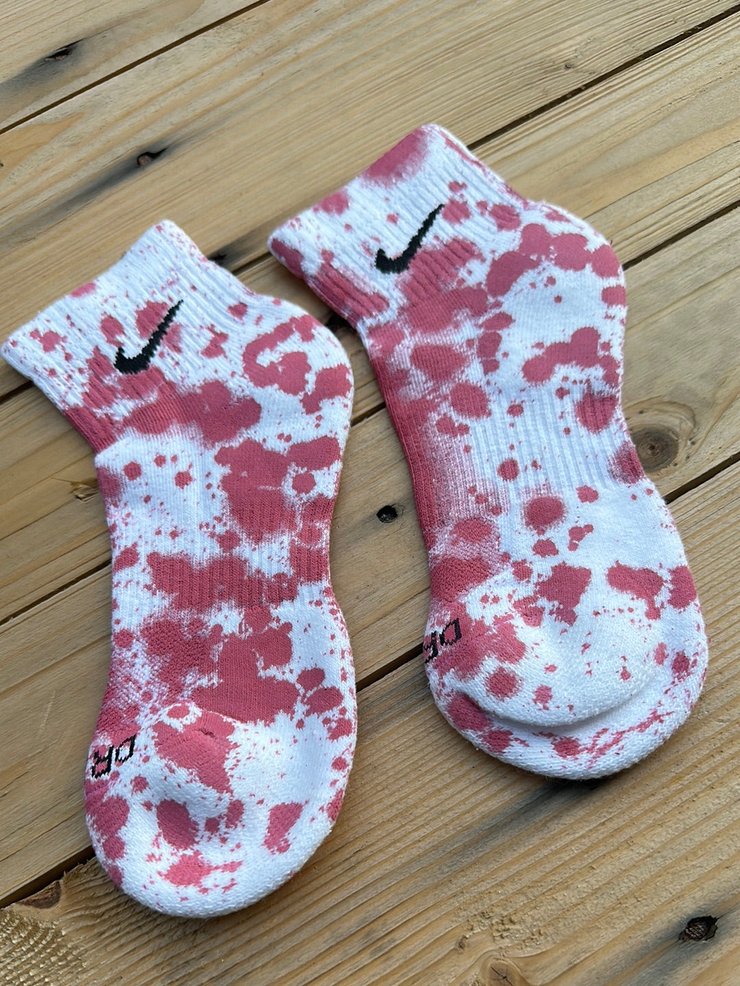 Pink Paint Splattered Ankle Socks