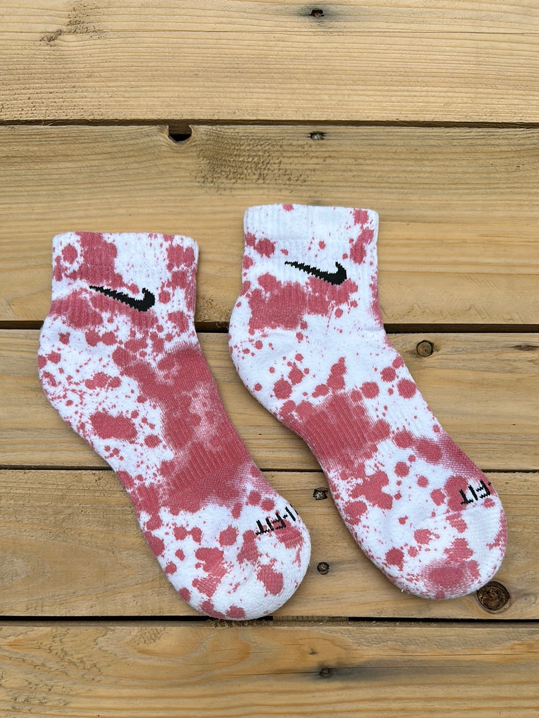 Pink Paint Splattered Ankle Socks